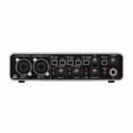 Behringer Umc204Hd - Interfaz 2 Canales 4 Salidas Usb